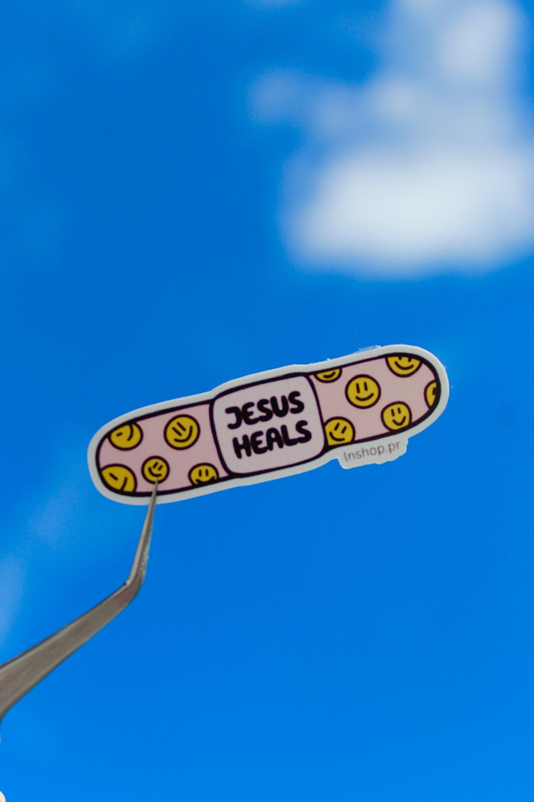 "Jesus heals"- Sticker