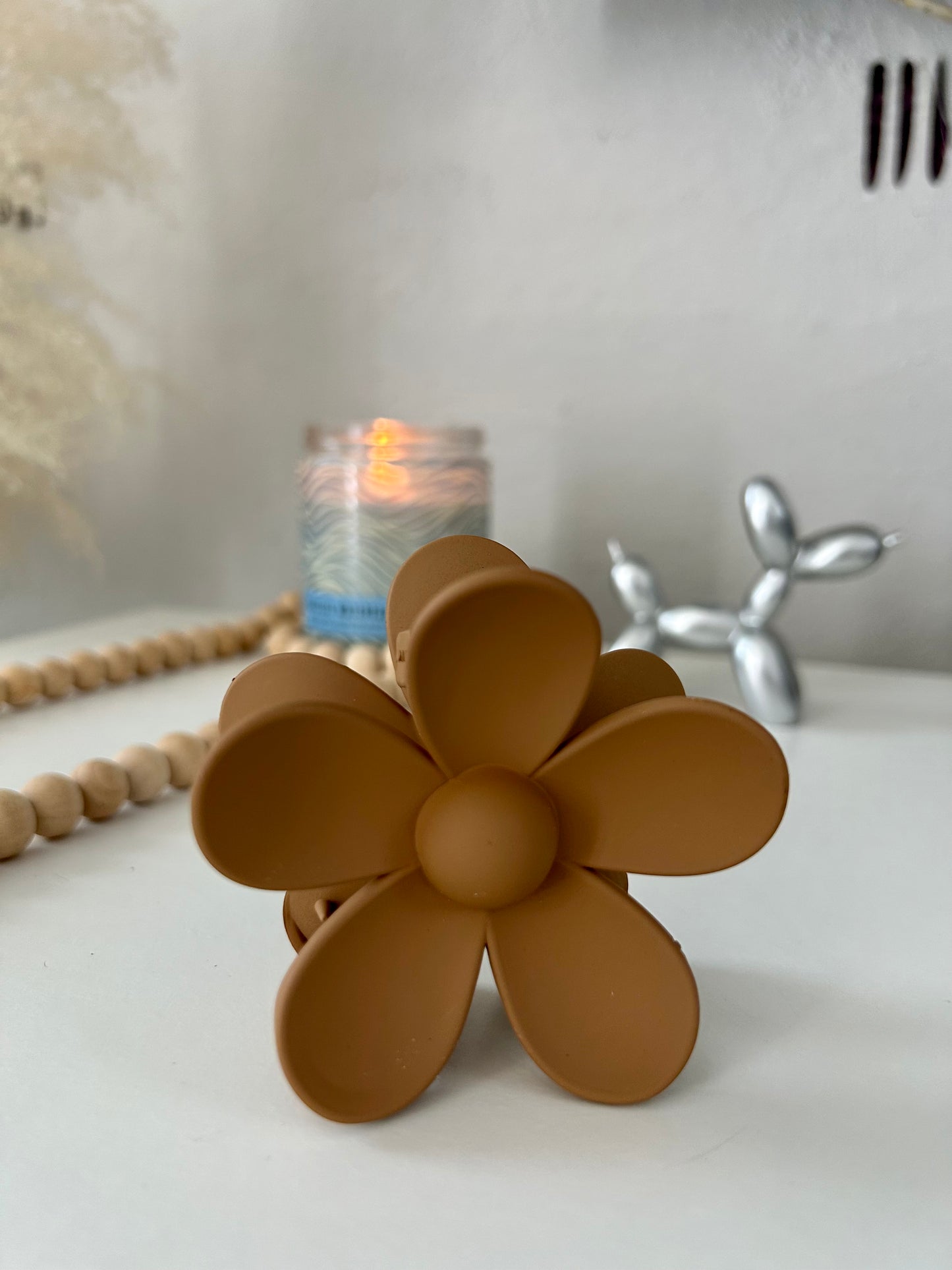 Neutral Flower Hair Clip