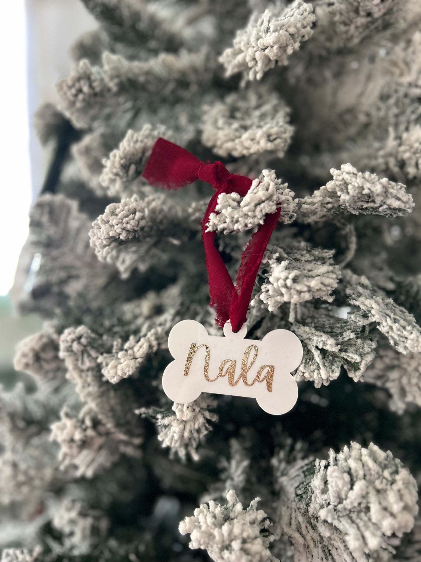 Personalized Dog Name (Christmas Ornament)