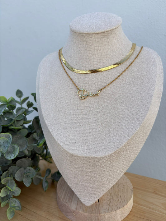 Dios Necklace